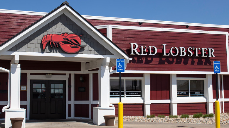 red lobster storefront