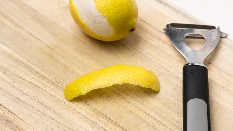 strip of peeled lemon rind