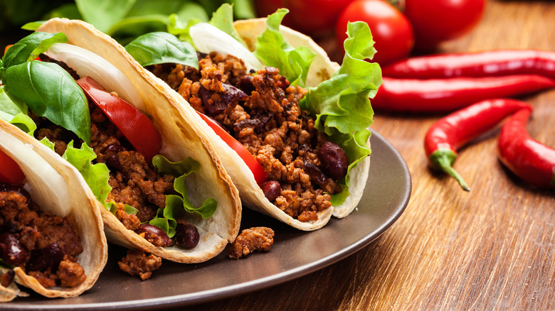 thickened beef tacos with beans