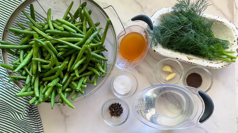 ingredients for dilly beans