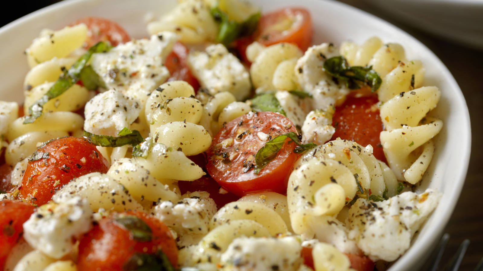 Replace Vinegar With Pickled Veggies For A Perfectly Balanced Pasta Salad