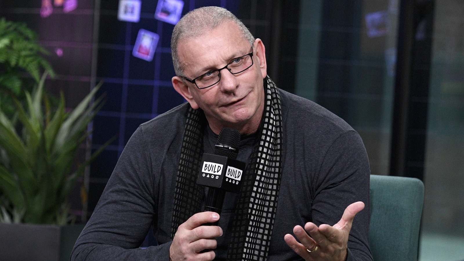 Restaurant Impossible Fans Will Want To Know About Robert Irvines New Show 2387