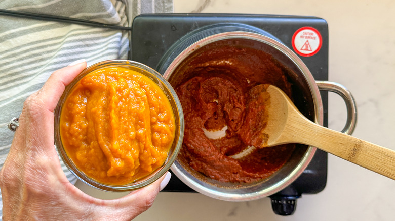 pumpkin puree and curry paste