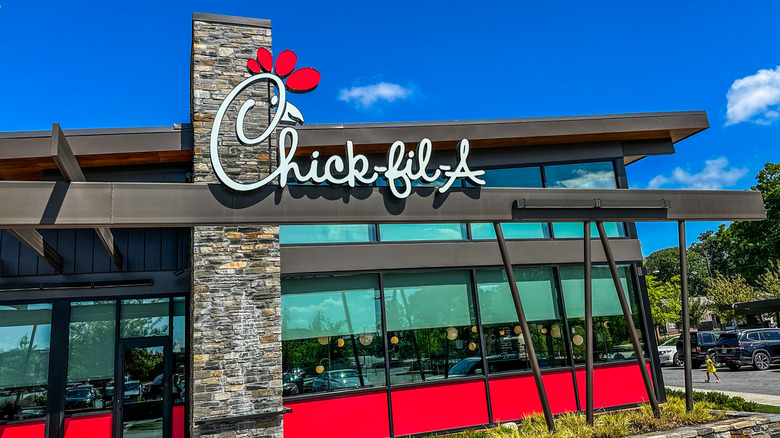 Chick-fil-A store front