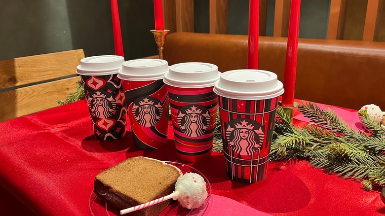 Starbucks holiday cups 