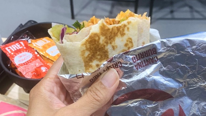 Taco Bell Caliente Cantina Chicken Burrito