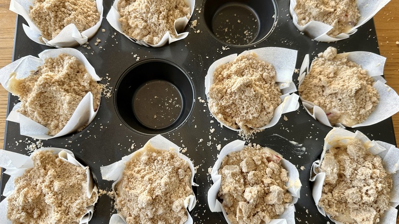 unbaked streusel muffins