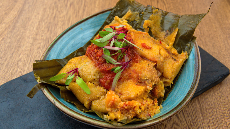 tamal in banana leaf