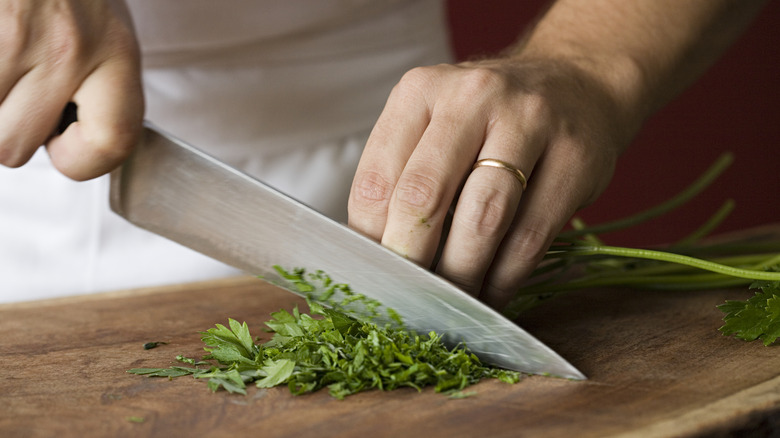 Mincing herbs