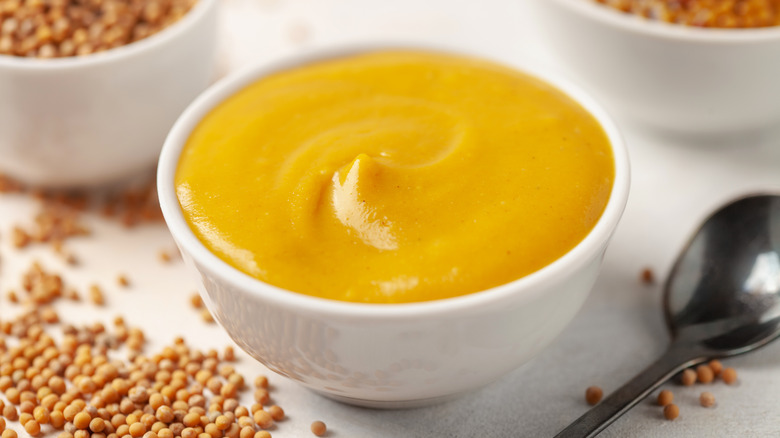 Bowl of mustard