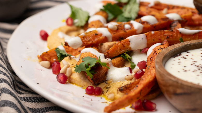 roasted carrots with lentil hummus