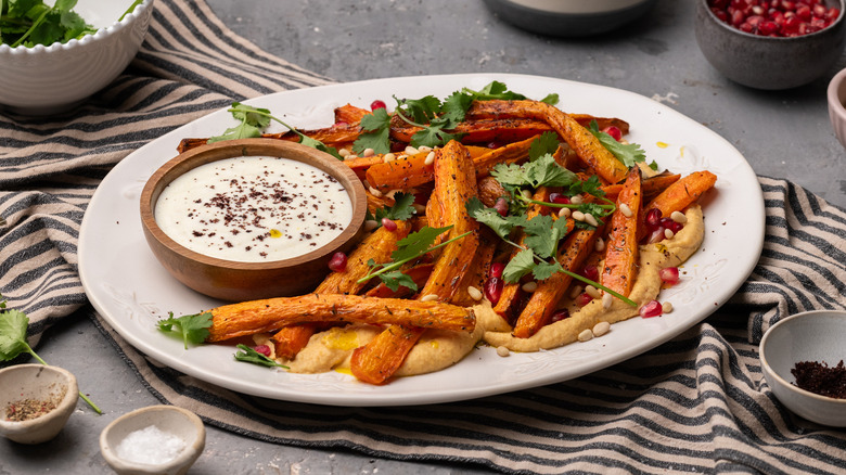 roasted carrots with lentil hummus