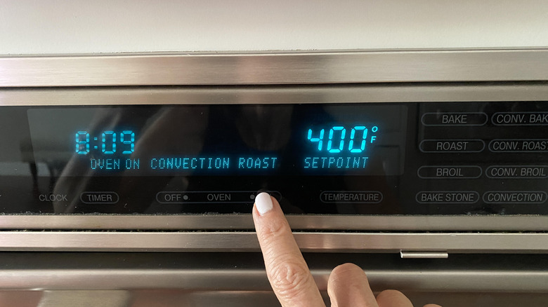 setting oven temperature