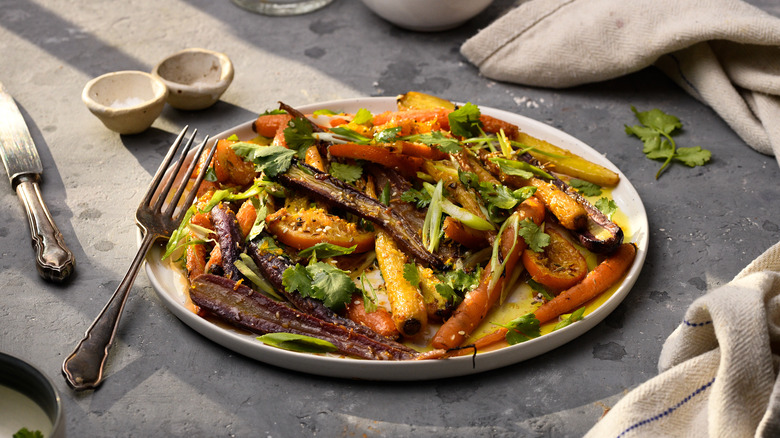 Roasted rainbow carrot salad 