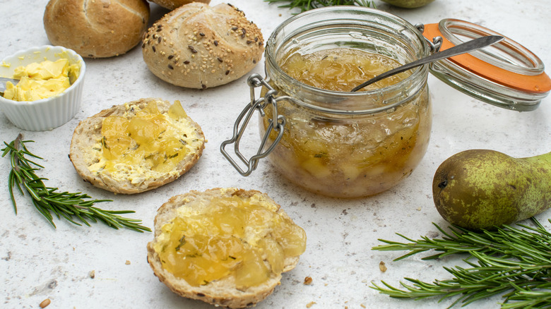 pear jam with rolls