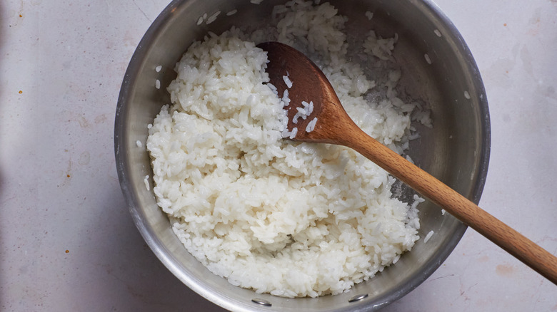 rice in saucepan 