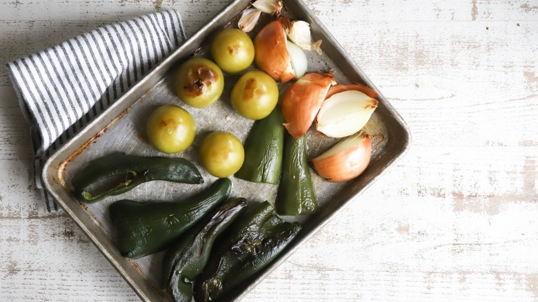 Broiled vegetables for salsa verde