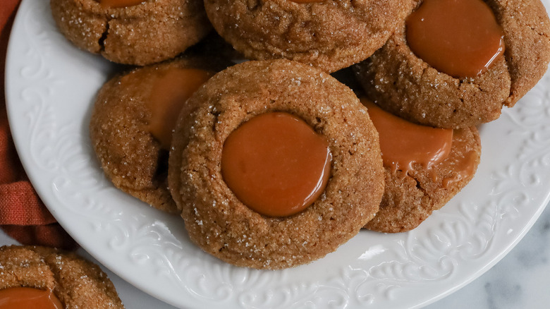 cookies with caramel filling