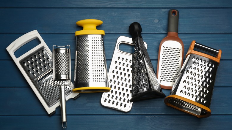 Types of graters