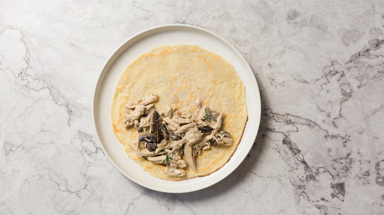 Unfolded crepe with filling