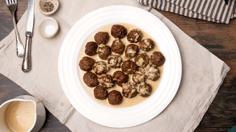 meatballs in bourbon cream sauce