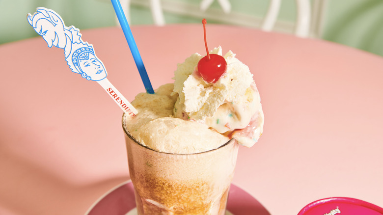 Serendipity3 float 