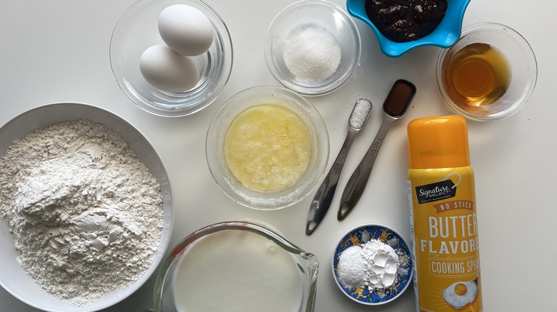 ingredients for making pancakes