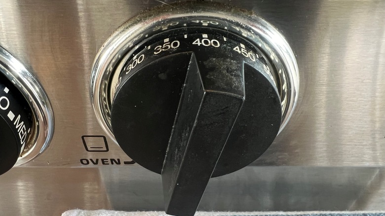 oven temperature dial