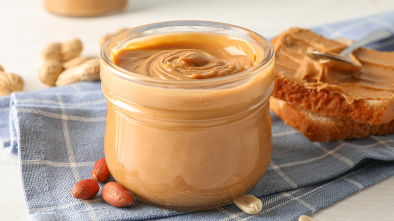 smooth peanut butter 