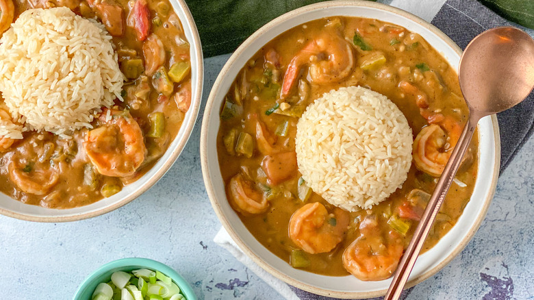 gumbo in bowls 
