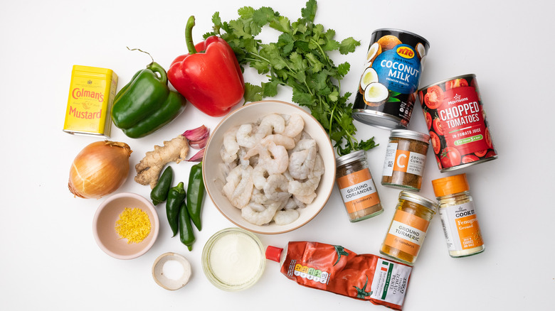 Ingredients for shrimp jalfrezi curry 