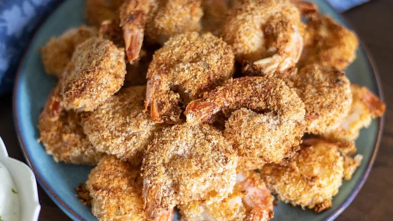 Air fried shrimp on platter