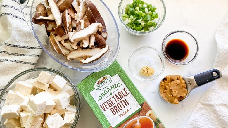 prepped ingredients for miso soup