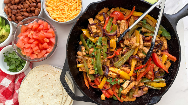 fajitas with sides