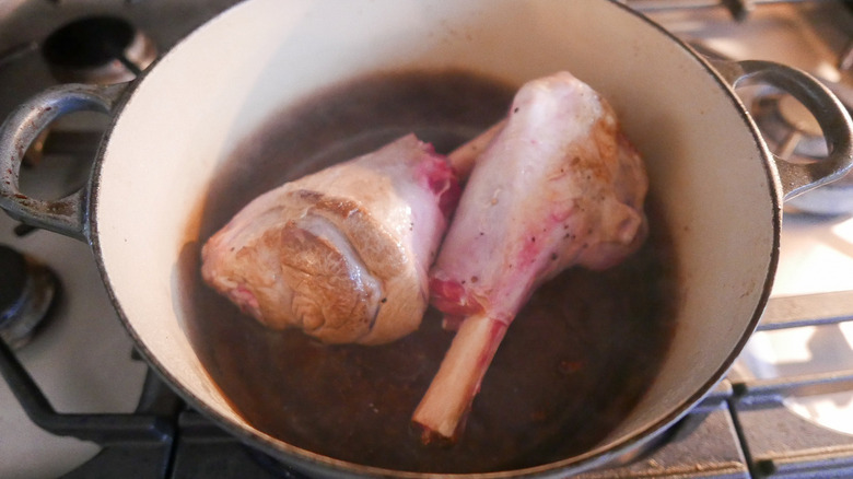 lamb shanks cooking