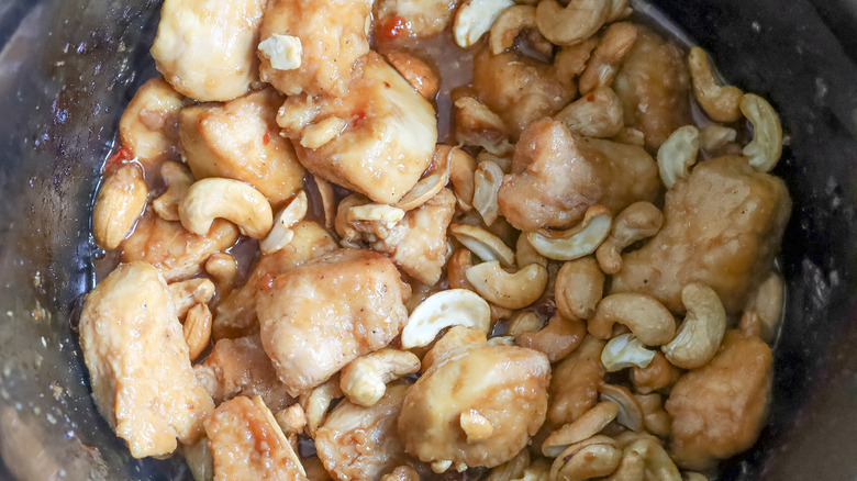 chicken and cashews in crockpot