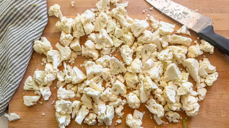 chopped cauliflower on board