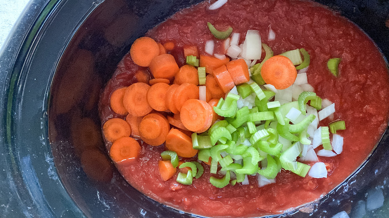 tomatoes mirepoix in slow cooker