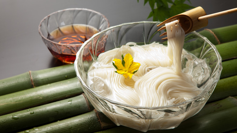 Japanese sōmen noodles in bowl