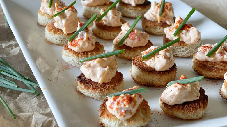 pimento cheese on bread circles