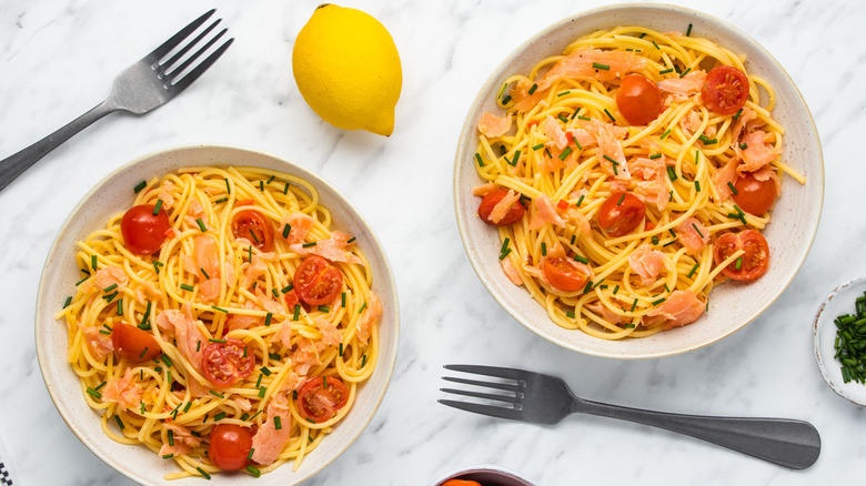 smoked salmon pasta in pan