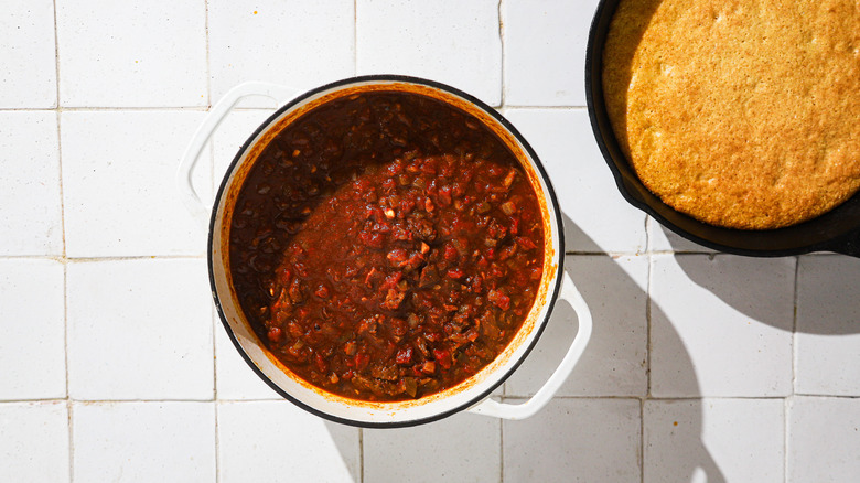 Finished chili in pot