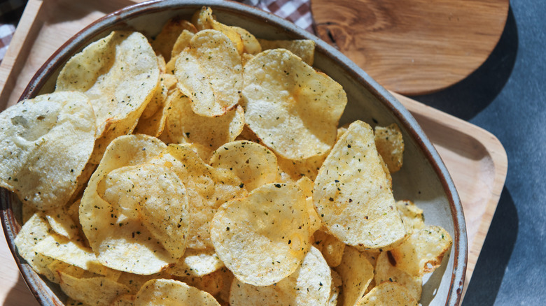 seasoned potato chips