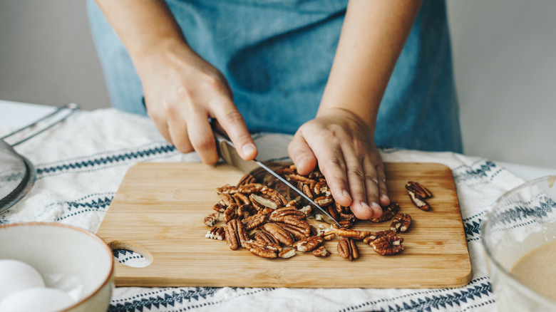 chopping pecans