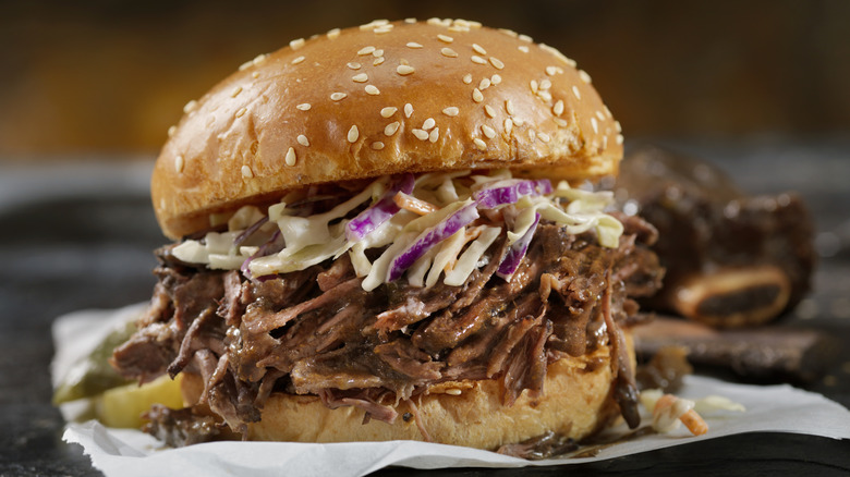 Pulled pork sandwich