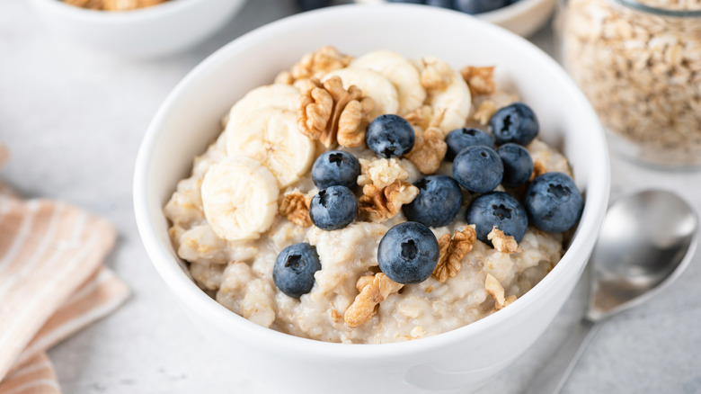 Bowl of oatmeal with blueberries and bananas