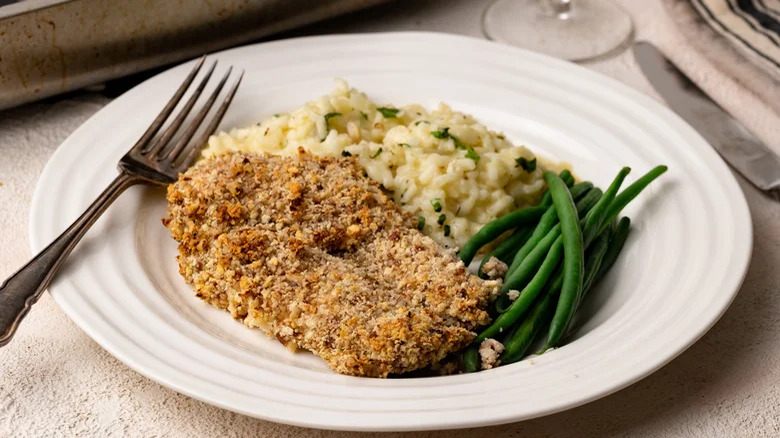 Pecan-crusted chicken breast plate