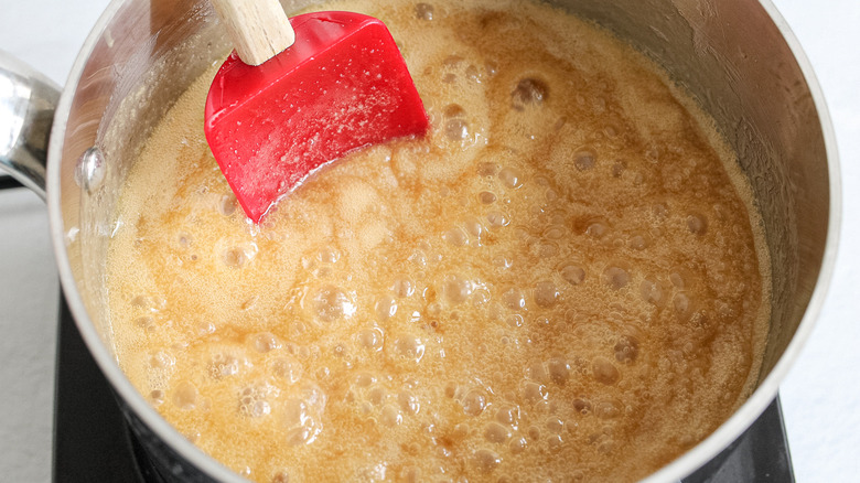 caramel in saucepan 