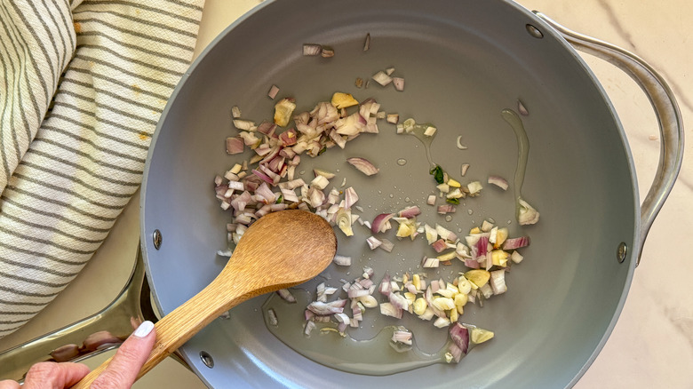 aromatics in skillet