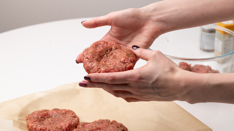 forming beef patties by hand